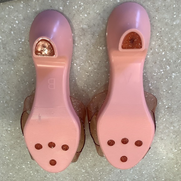 2 Pairs Barbie Dress Up Shoes For Kids Pink Slip On Heels Plastic Play Shoes - Picture 6 of 6